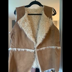 Hollister faux fur & suede tan vest